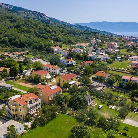 Apartments Marija バスカ エクステリア 写真