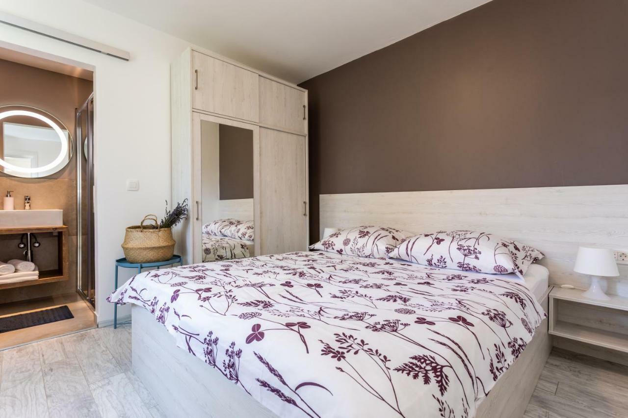 Apartments Marija バスカ エクステリア 写真