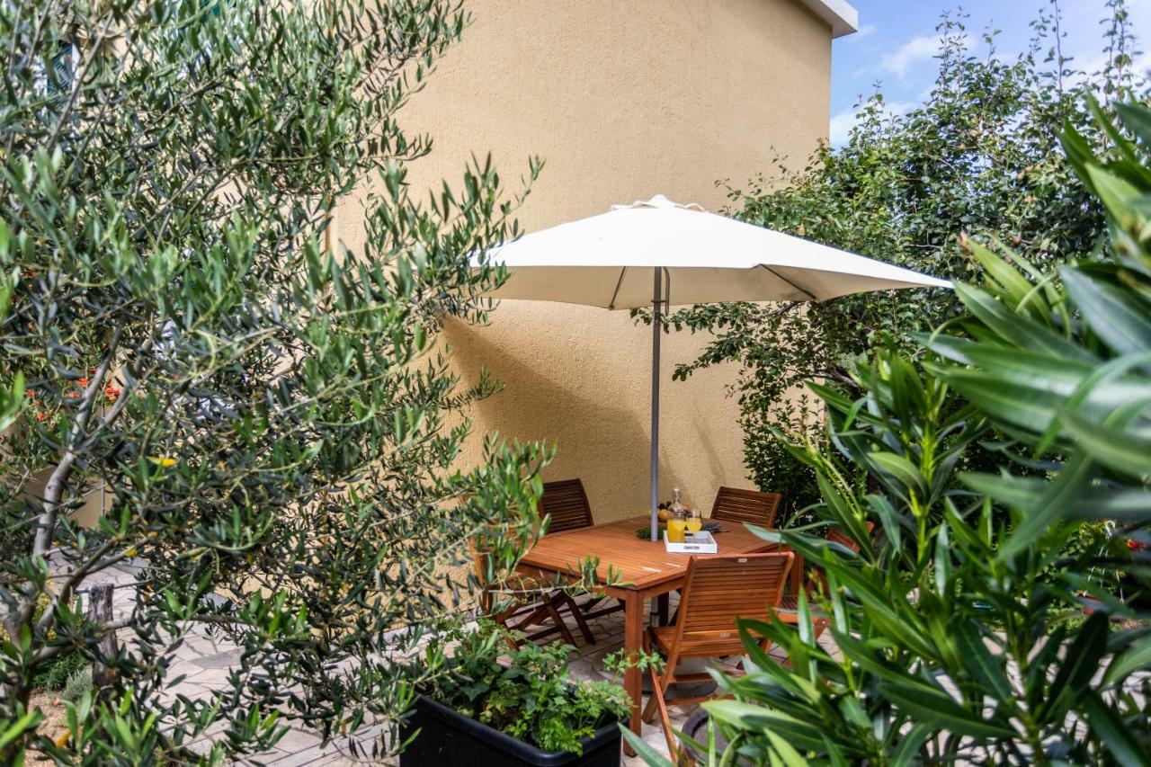 Apartments Marija バスカ エクステリア 写真