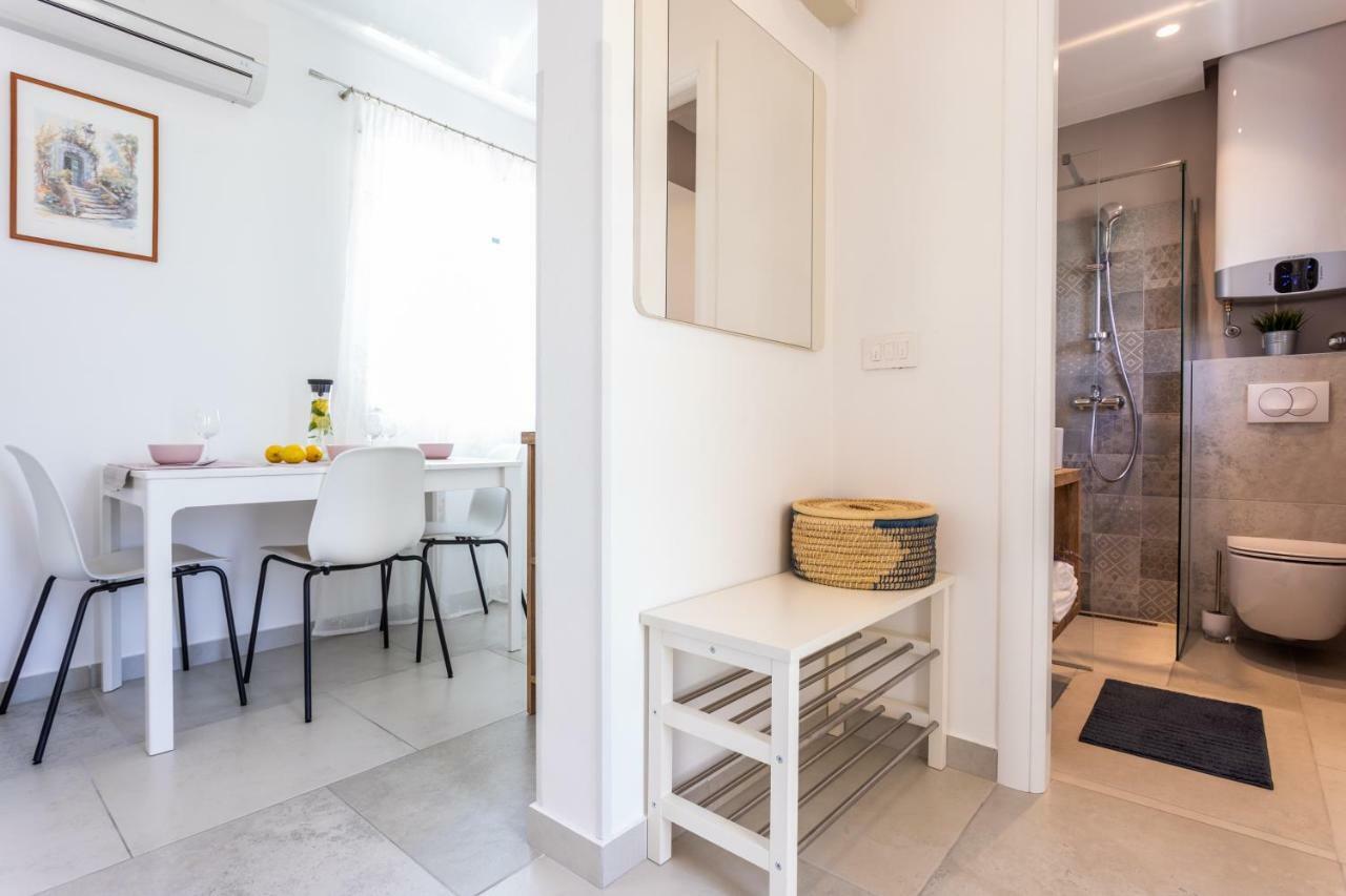Apartments Marija バスカ エクステリア 写真