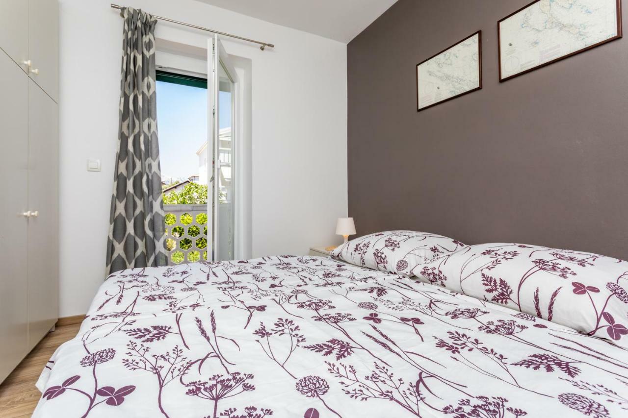 Apartments Marija バスカ エクステリア 写真