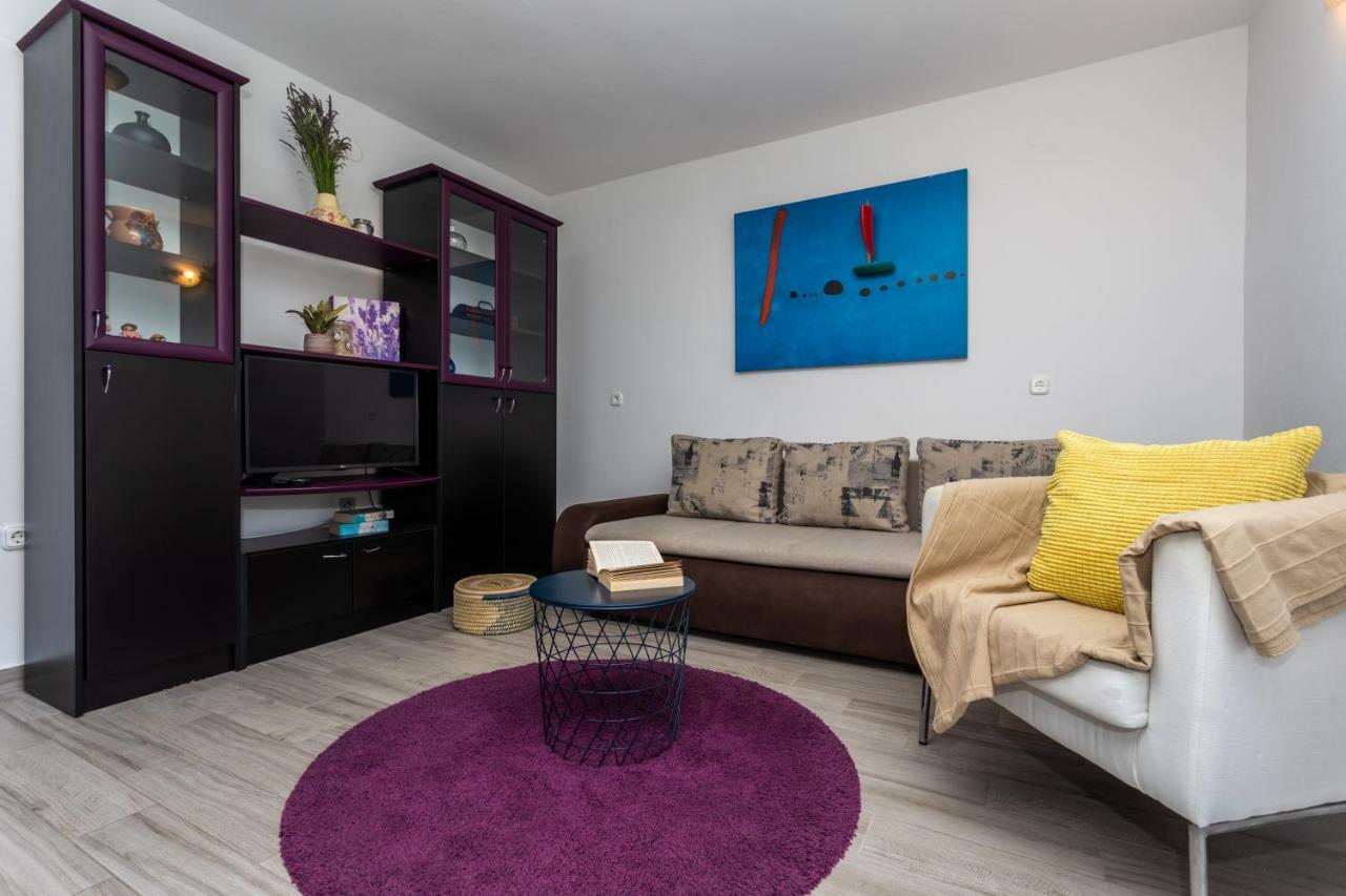 Apartments Marija バスカ エクステリア 写真
