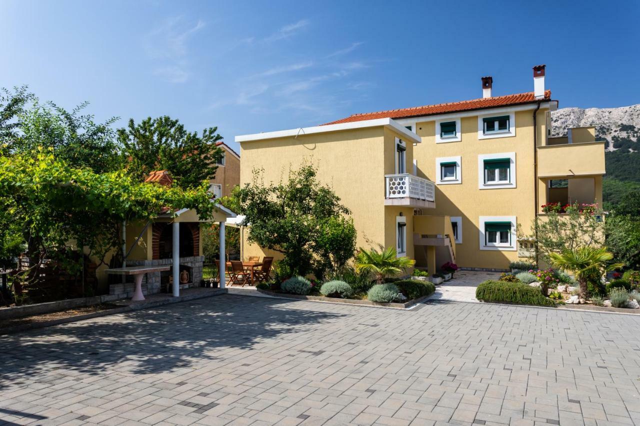 Apartments Marija バスカ エクステリア 写真
