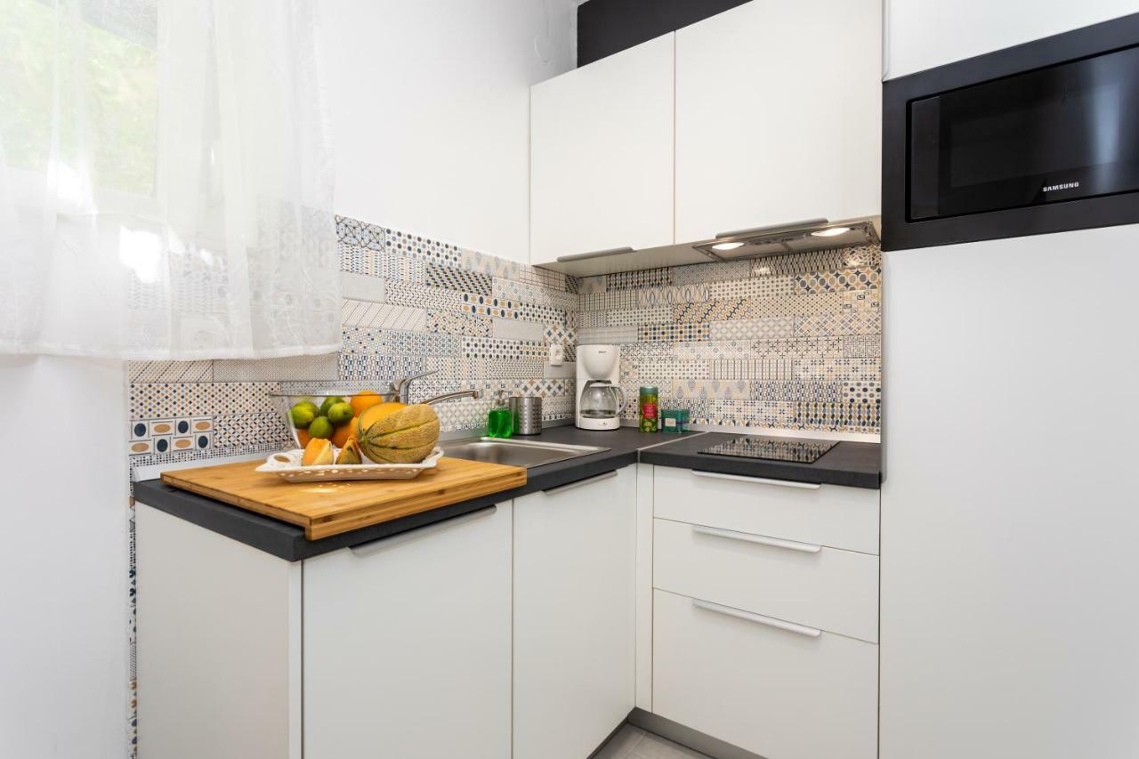 Apartments Marija バスカ エクステリア 写真